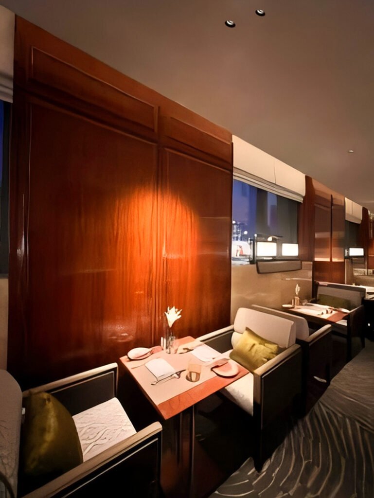 Clipper Lounge, Mandarin Oriental Hotel, HK